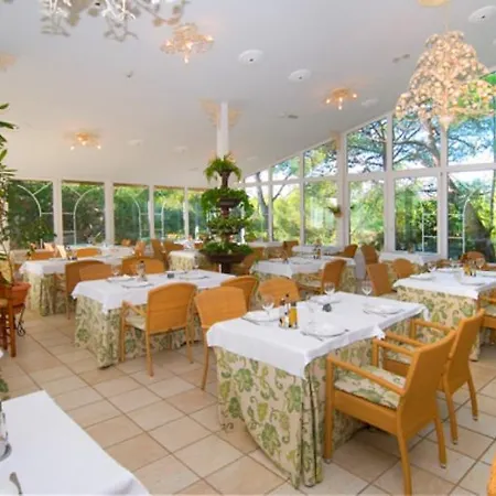 Palasiet Wellness Clinic&thalasso 4 Sup מלון 4*